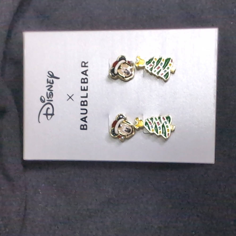 New...Disney x Baublebar  Christmas Minnie 2 Pair Earrings..